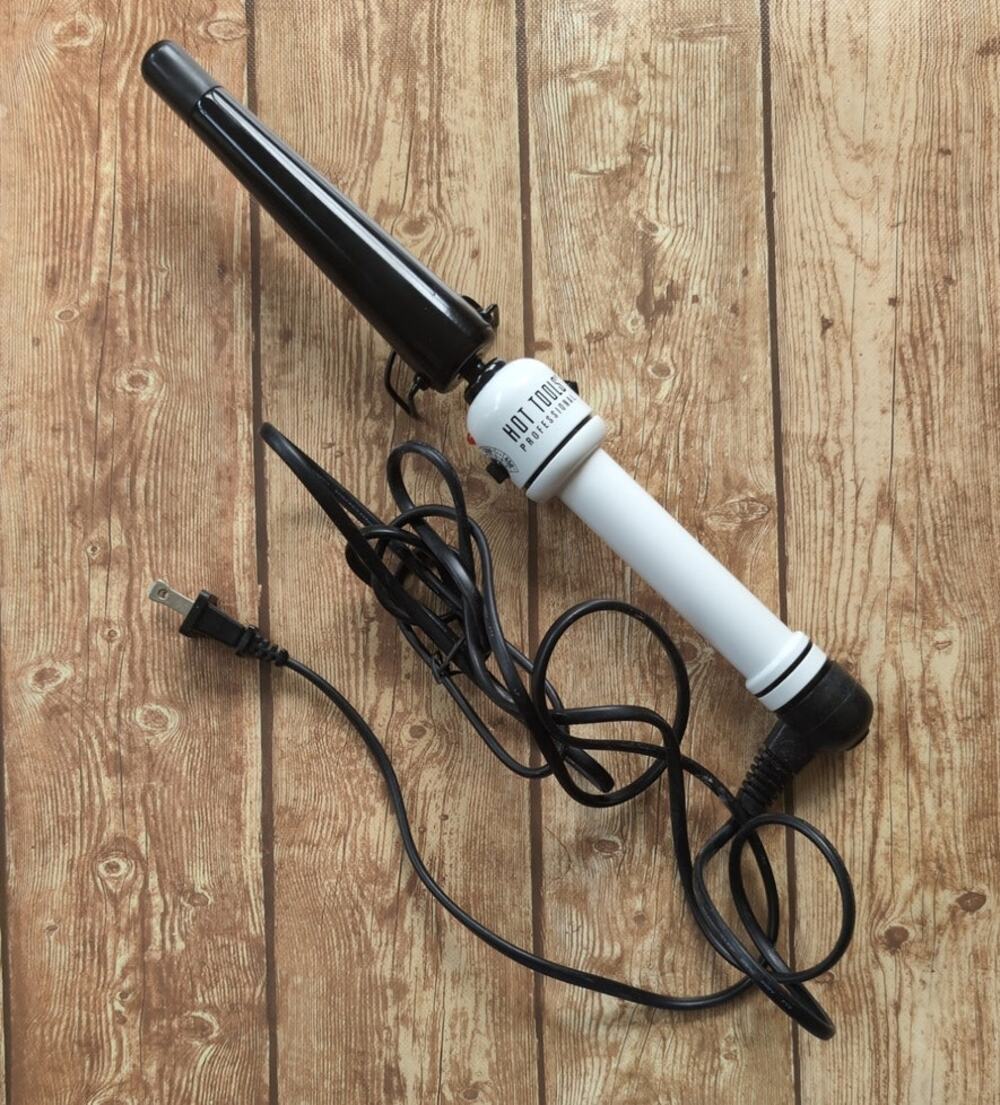 Hot Tools NanoCeramic Tapered Iron (1 1/4 inch) - Curls - Hair - Curling